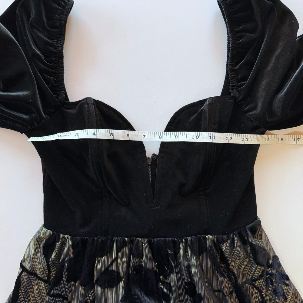 Ashley Park x RTR Encore Velvet Puff Sleeve Sweetheart Black & Gold Mini Dress 8 - Picture 14 of 16